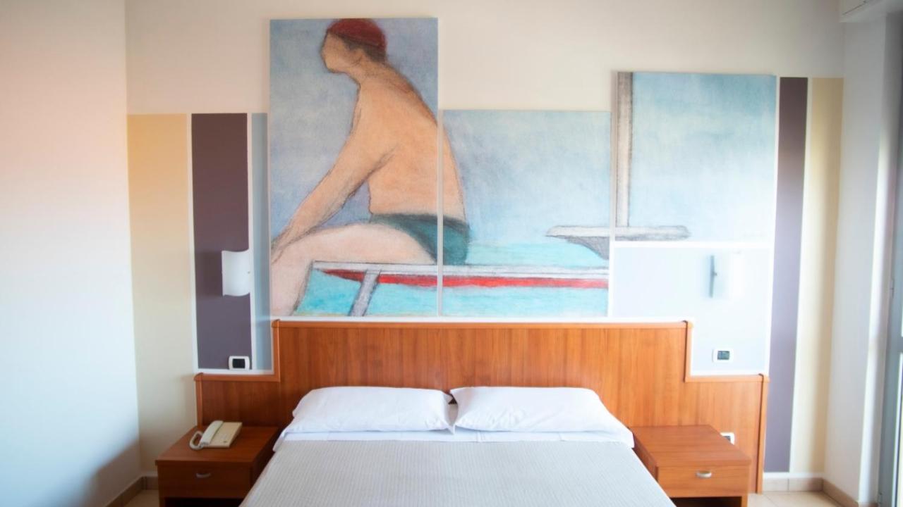 Hotel Royal Giulianova Buitenkant foto