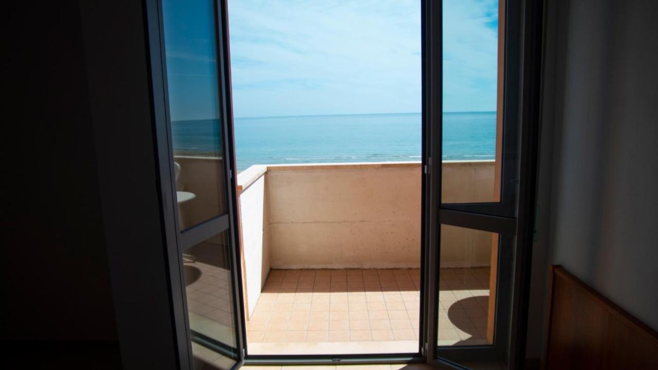 Hotel Royal Giulianova Buitenkant foto