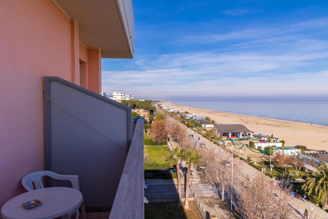 Hotel Royal Giulianova Buitenkant foto