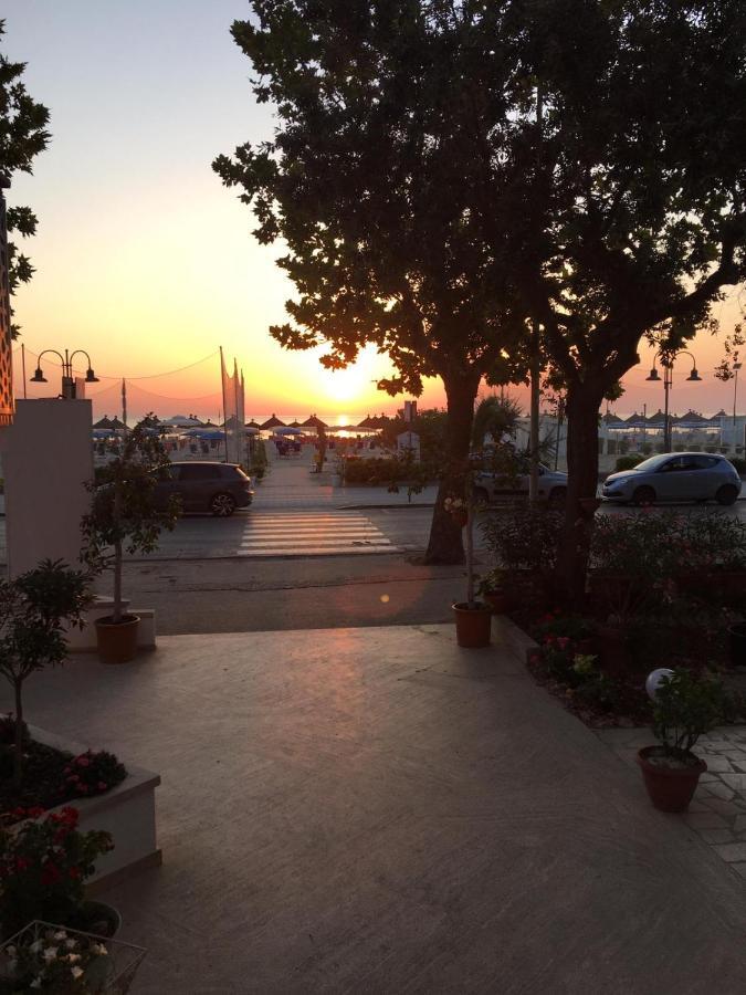 Hotel Royal Giulianova Buitenkant foto
